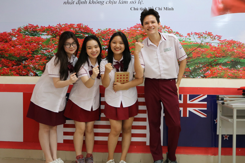 Áp lực học đường và cách giải quyết