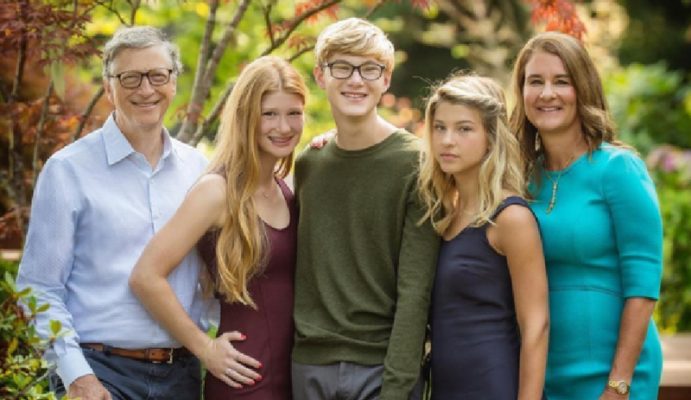 Bí quyết nuôi dạy con của tỉ phú Bill Gates